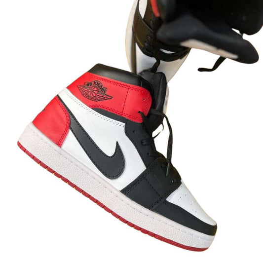 Tenis Jordan Retro 1 Satin Toe